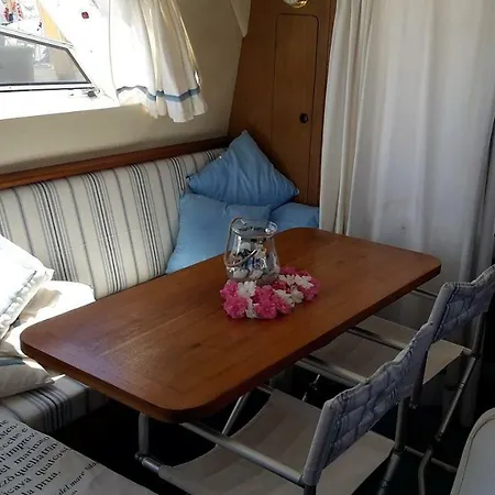 Boat & Breakfast Aldebaran * Syrakuzy